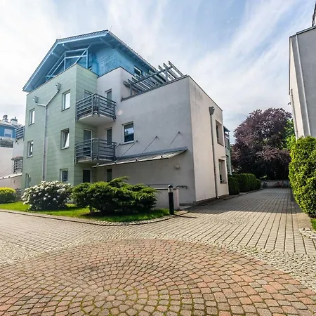 Daire Victus Stylish Apartment With Underground Parking By Noclegi Renters *
