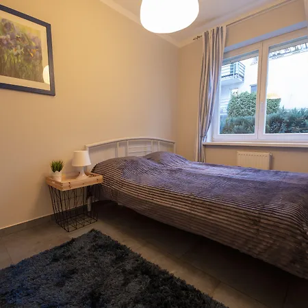 Victus Stylish Apartment With Underground Parking By Noclegi Renters Sopot